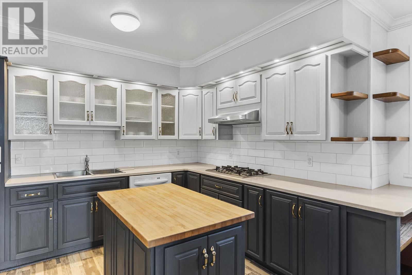 144 HIGH ST Image 13