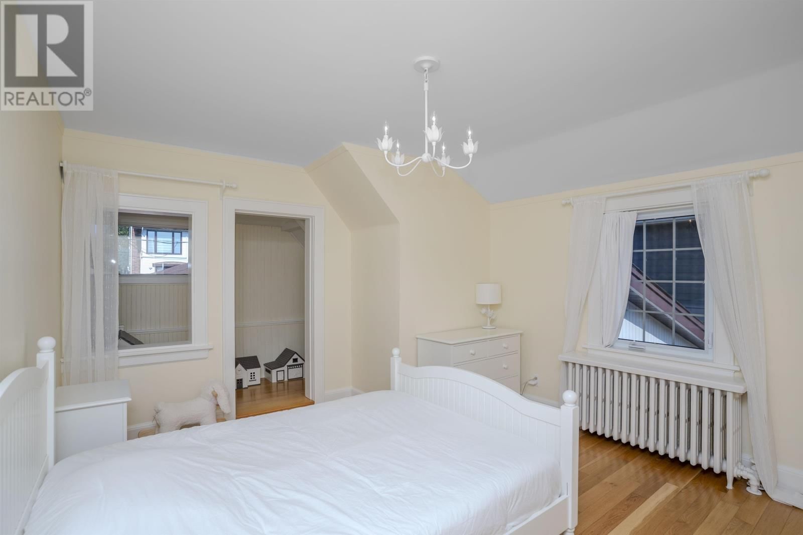 144 HIGH ST Image 24