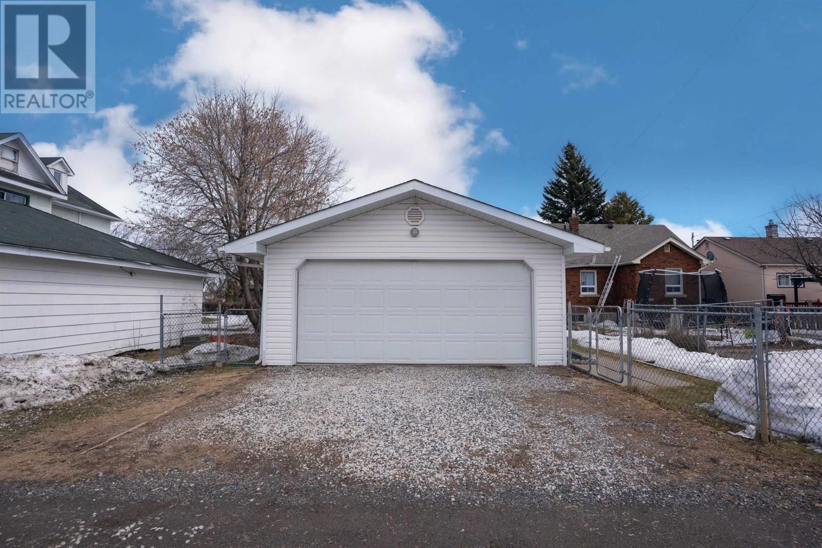 1309 FORD ST Image 2