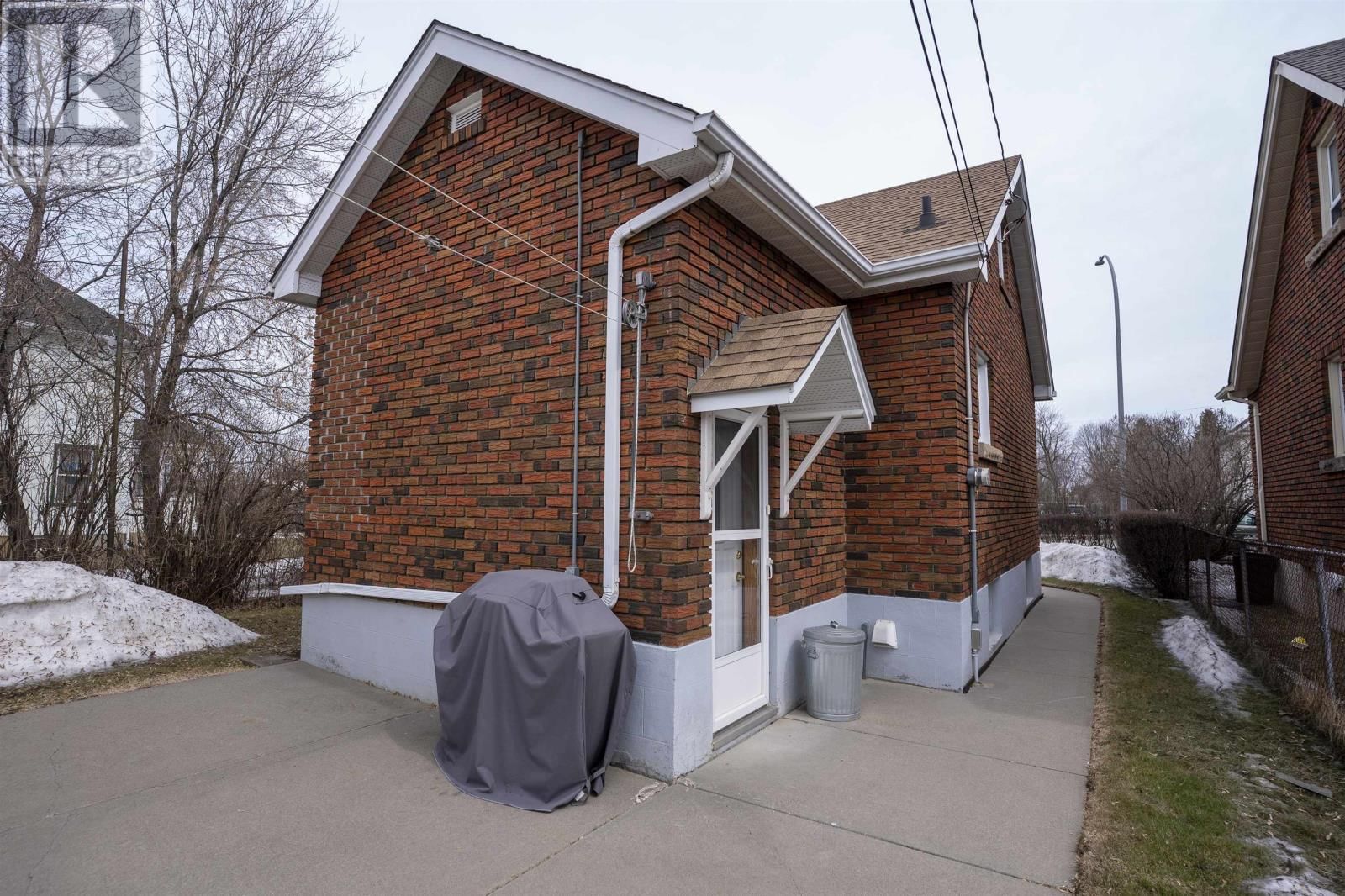 1309 FORD ST Image 33