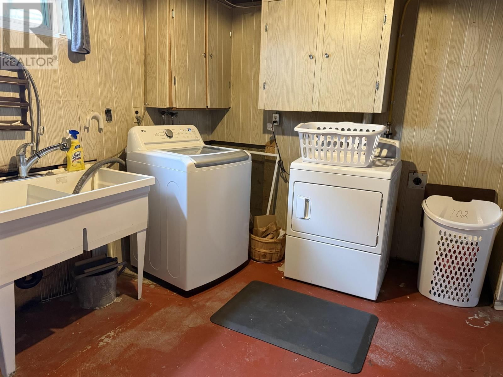 2214 ARTHUR ST Image 26