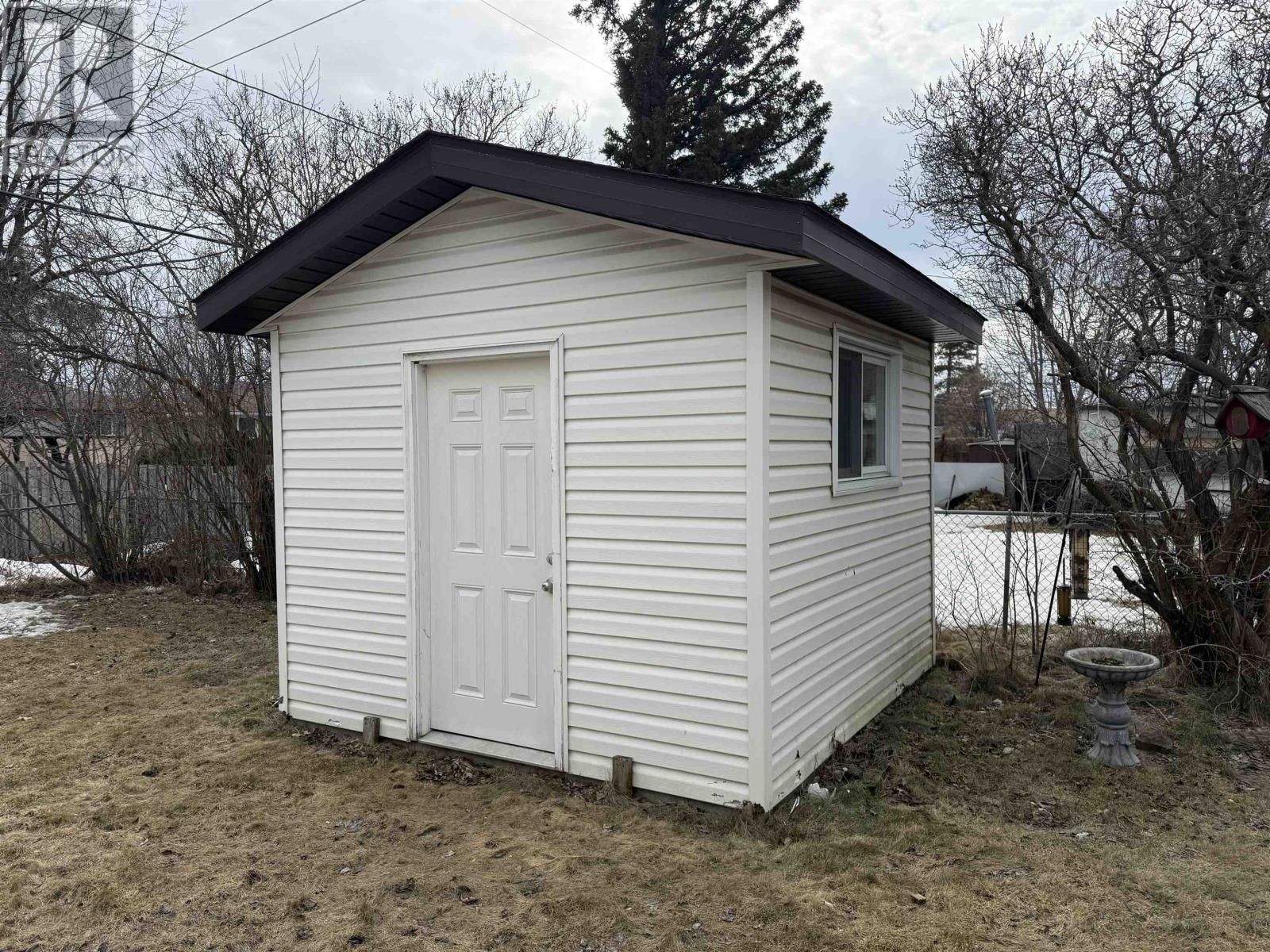 2214 ARTHUR ST Image 7