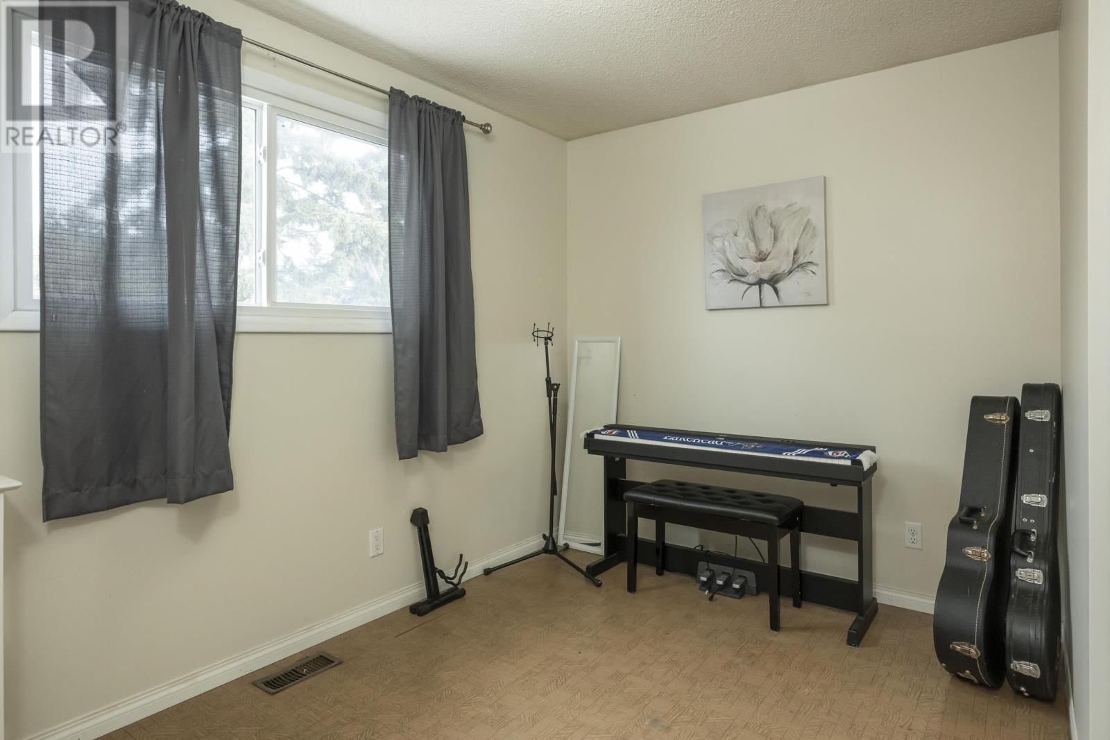 163 BLUCHER AVE Image 19