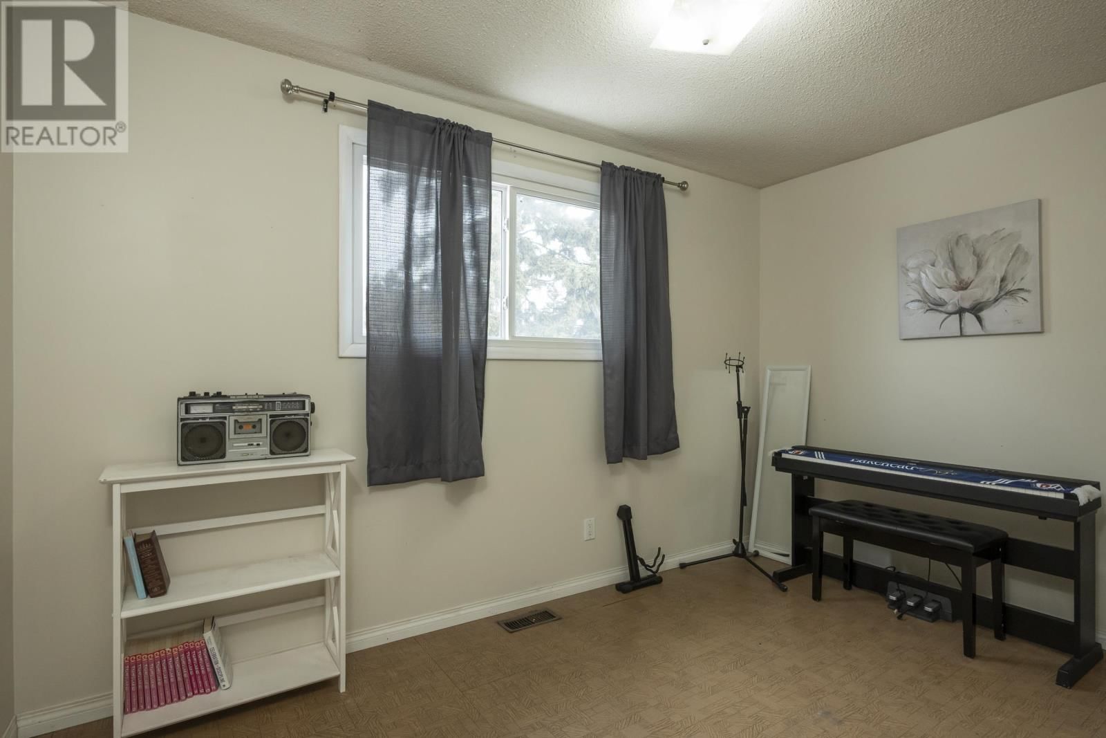 163 BLUCHER AVE Image 20