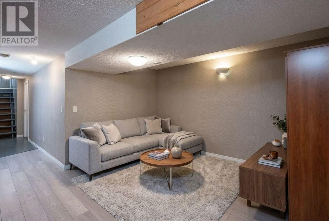 163 BLUCHER AVE Image 30