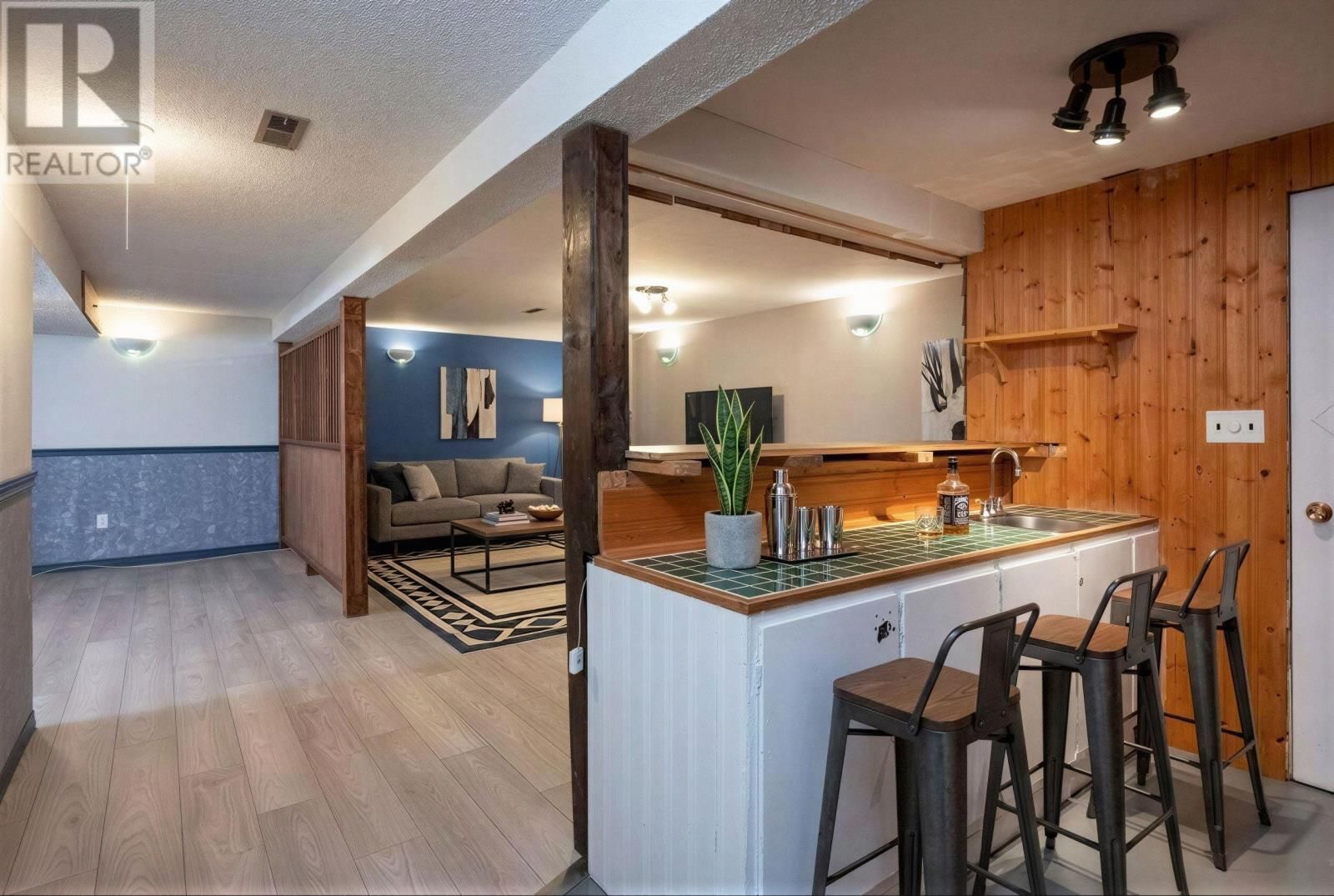 163 BLUCHER AVE Image 31