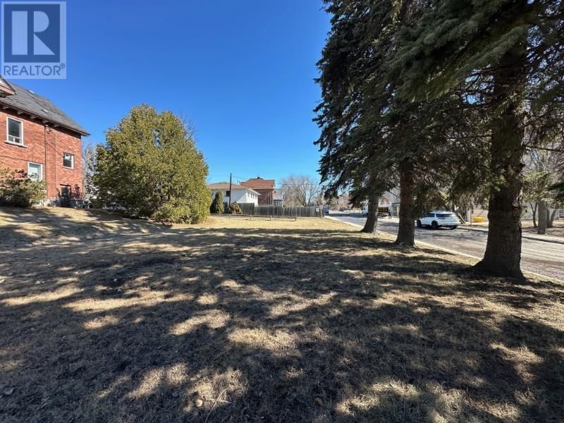 372 PT RED RIVER RD Image 1