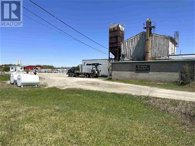 Image #1 of Commercial for Sale at 332407 Highway 11 N, Earlton, Ontario