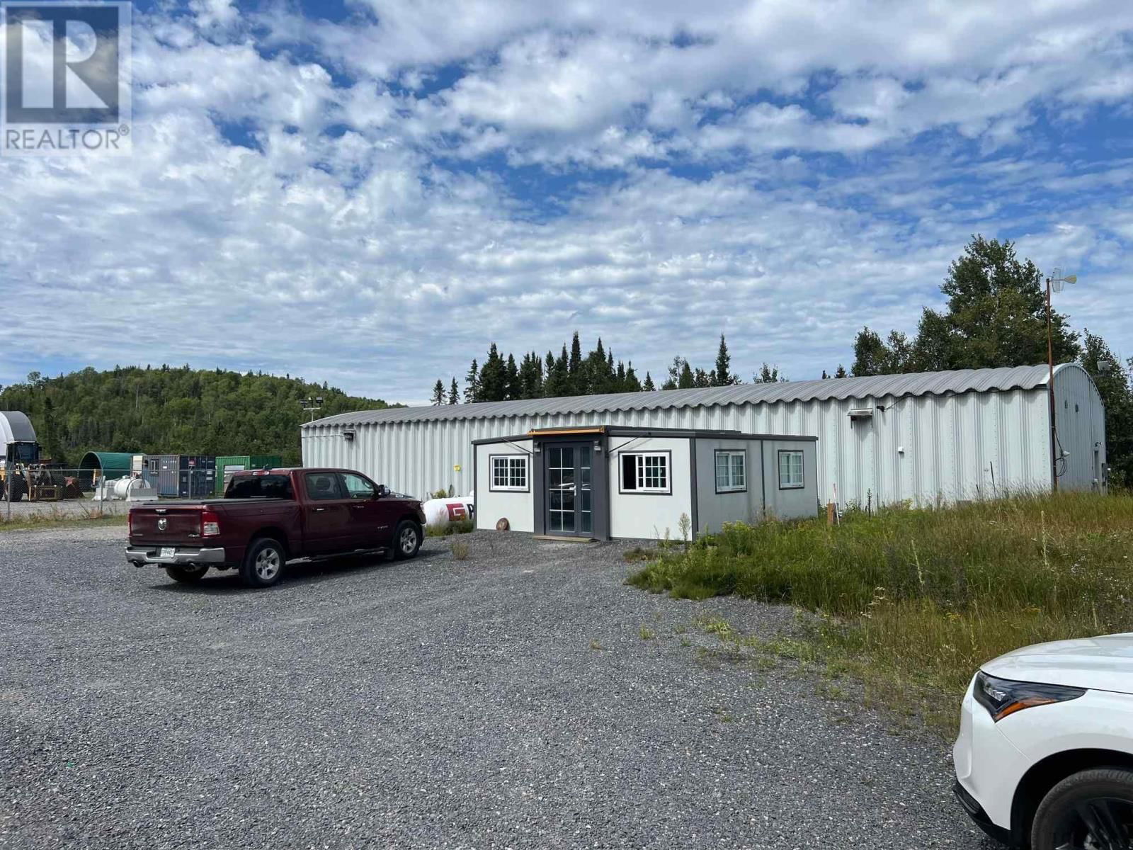 994386 Highway 11 N|19 Paget Street Image 1