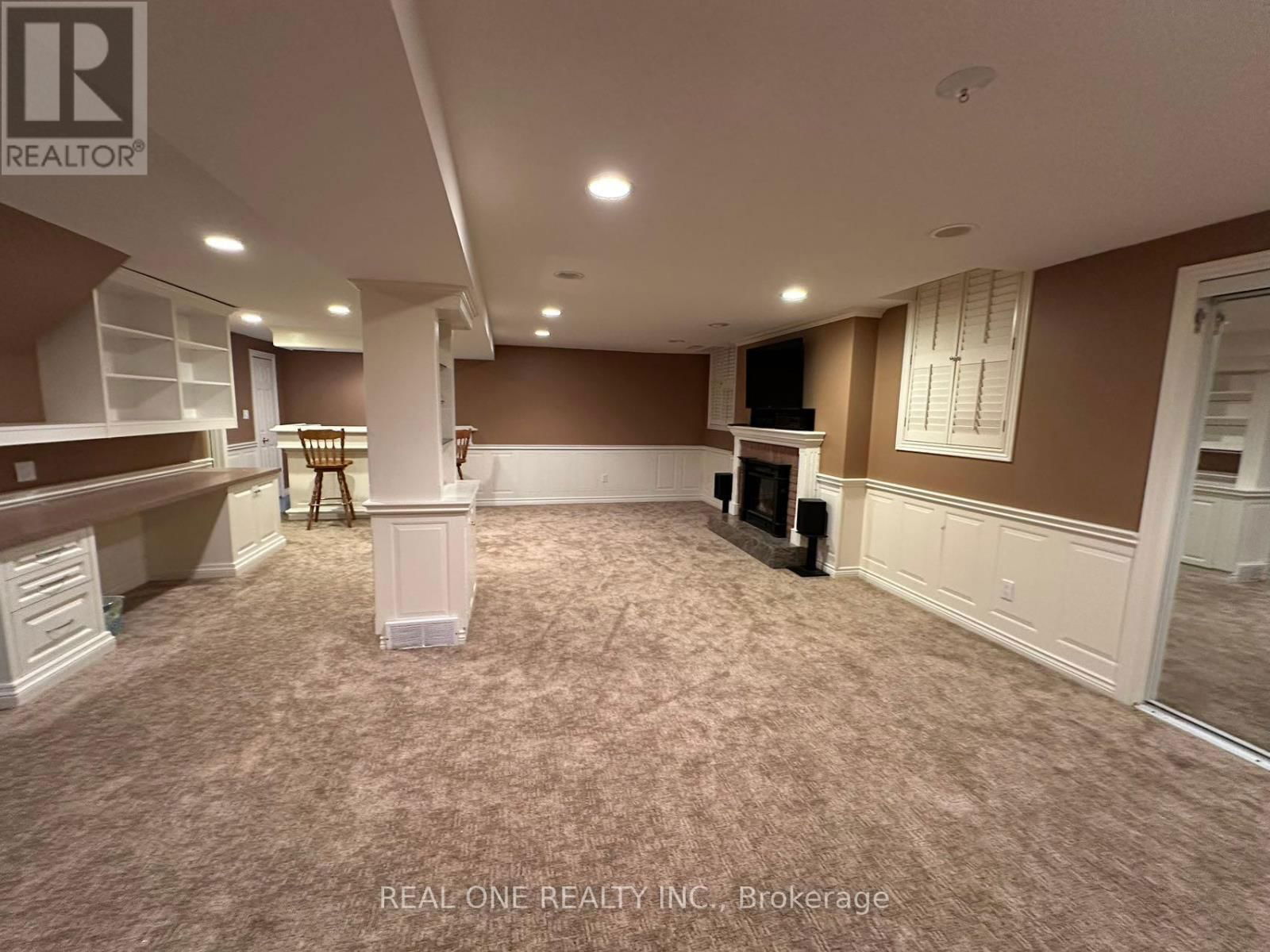 3944 GLAMIS COURT Image 25