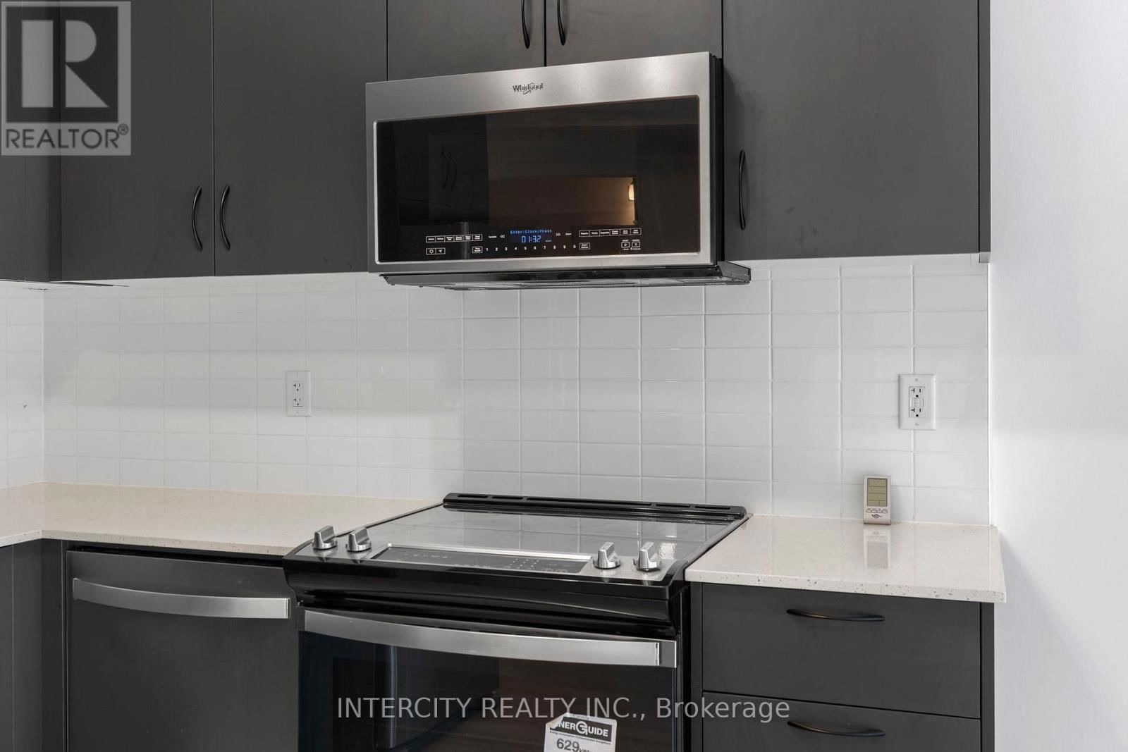 131 - 85 ATTMAR DRIVE Image 13