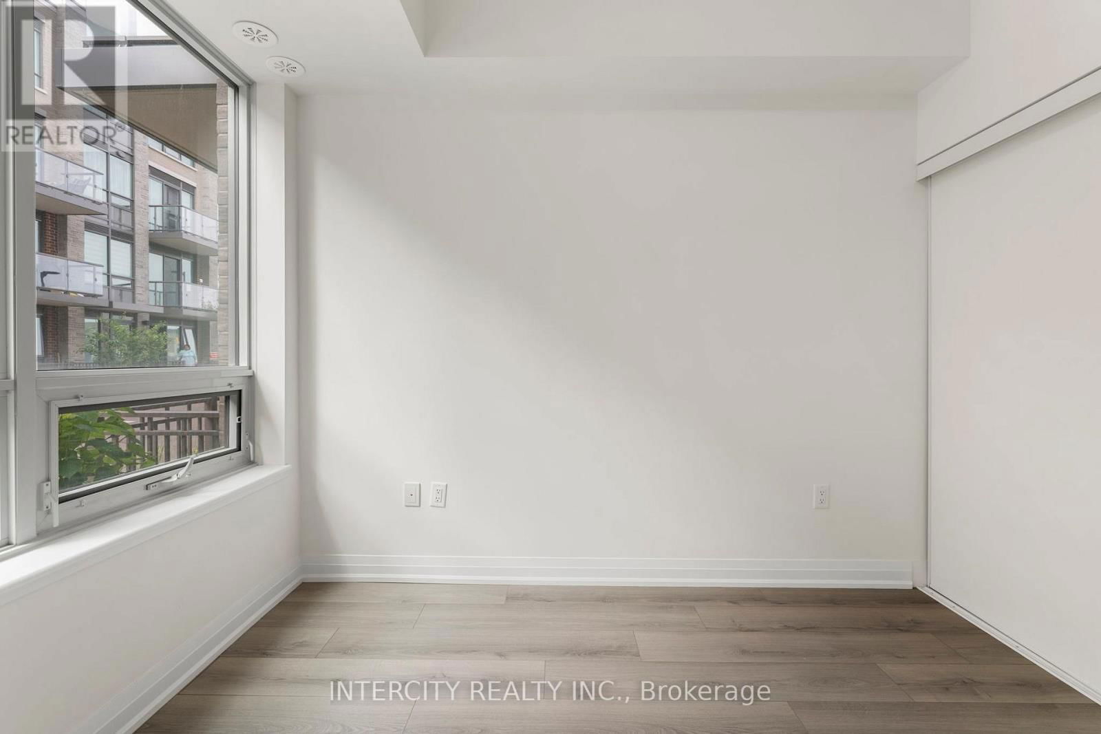 131 - 85 ATTMAR DRIVE Image 21