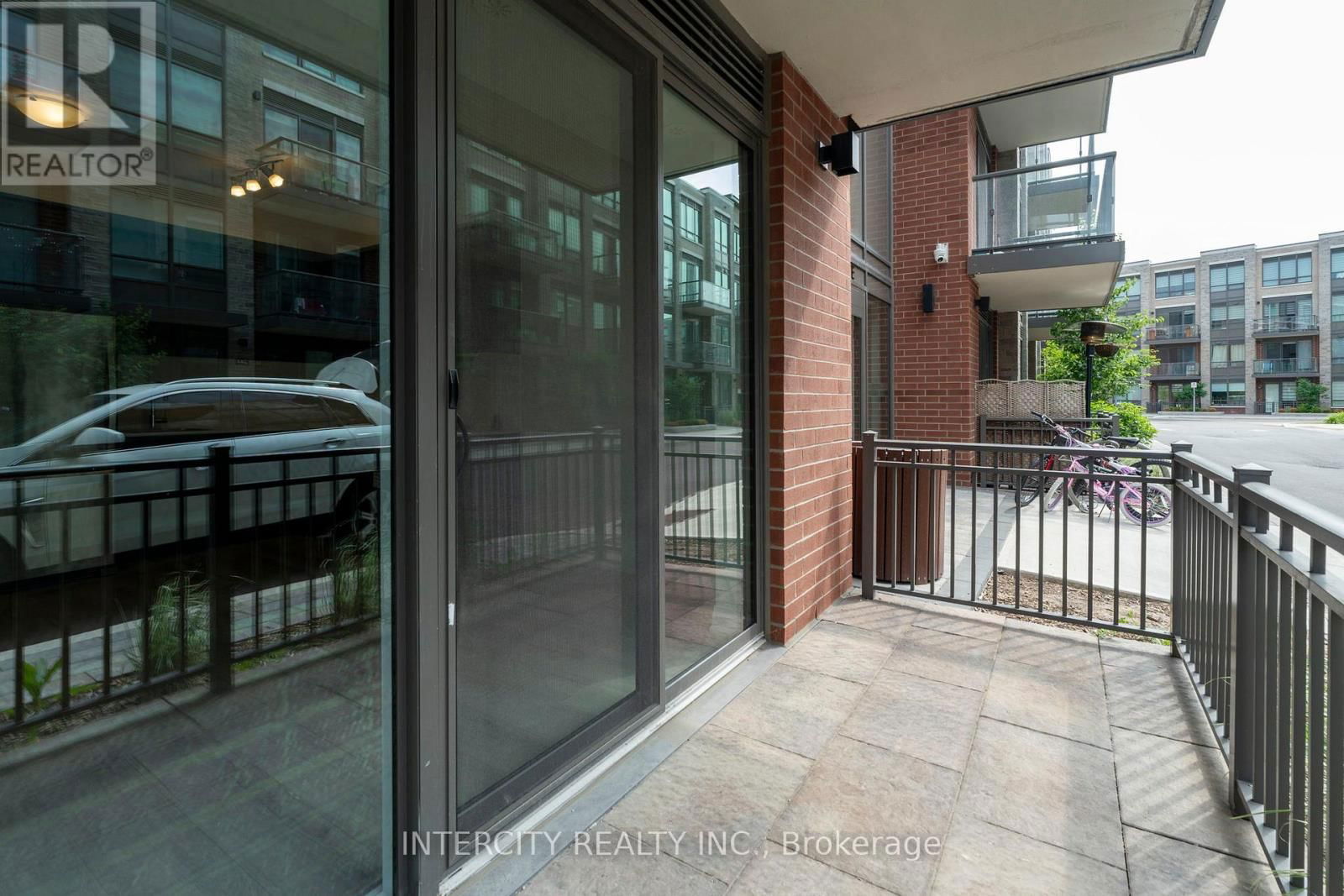 131 - 85 ATTMAR DRIVE Image 23