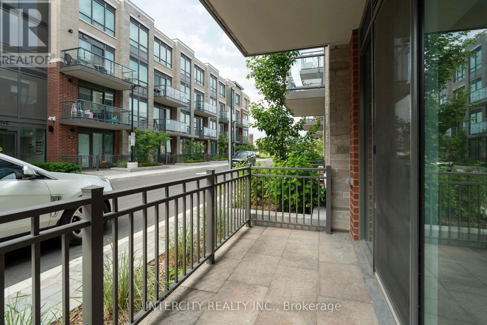 131 - 85 ATTMAR DRIVE Image 24