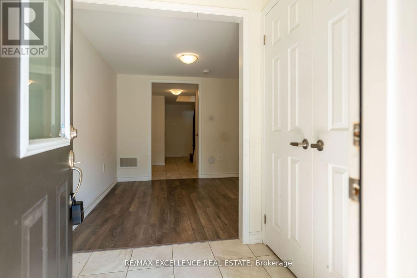 527 FIR COURT Image 3