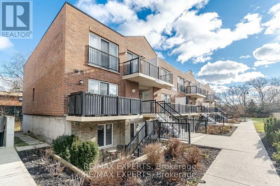 1036 - 3037 FINCH AVENUE W Image 2