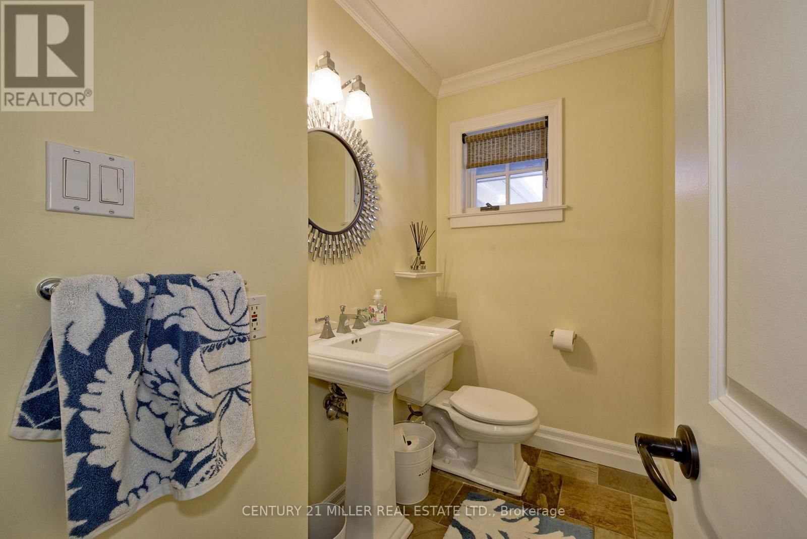 152 CAVENDISH COURT Image 16