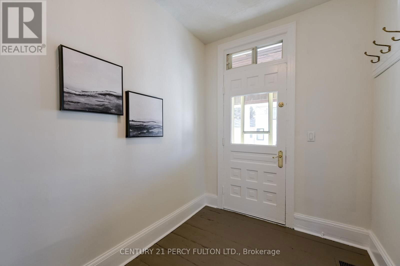 55 FREDERICK STREET S Image 3