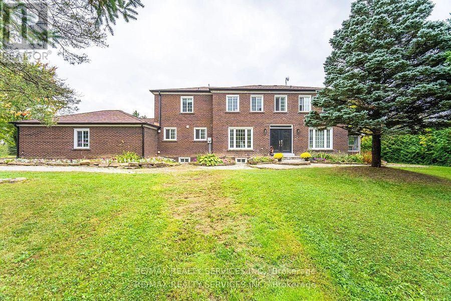 15075 HUMBERSTATION ROAD Image 5