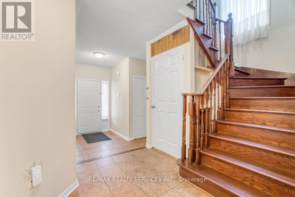 149 BRISDALE DRIVE Image 3