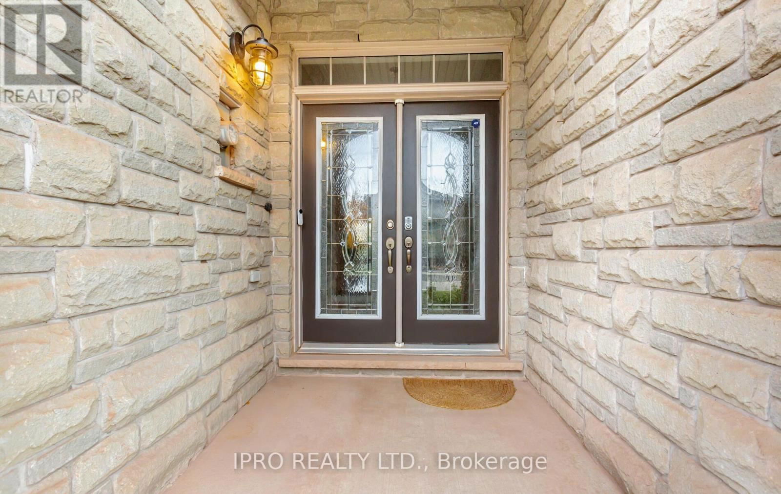 2419 WASAGA DRIVE Image 2