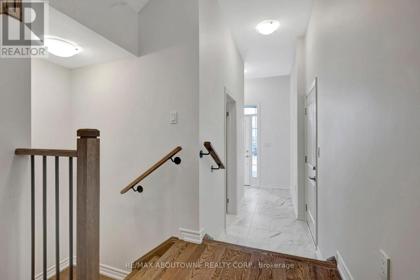 528 CELANDINE TERRACE Image 3