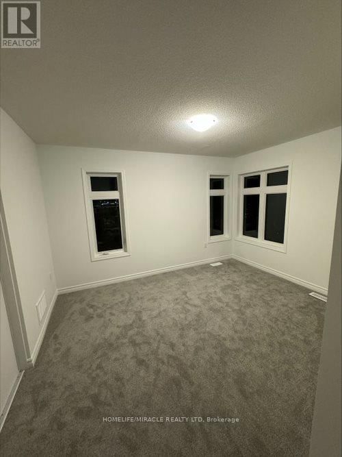 98 KEPPEL CIRCLE Image 6