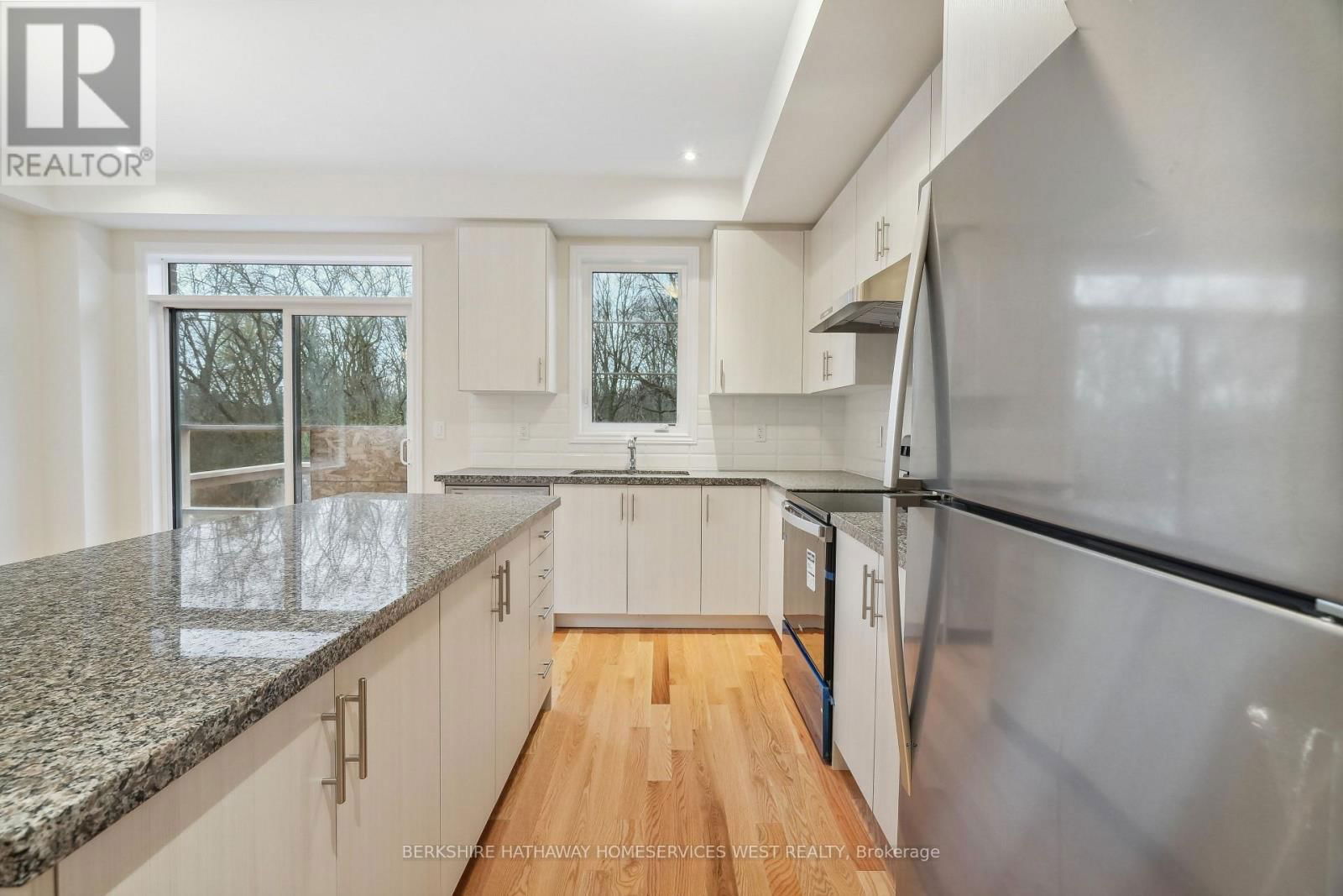 2090 ELLERSTON COMMON Image 17