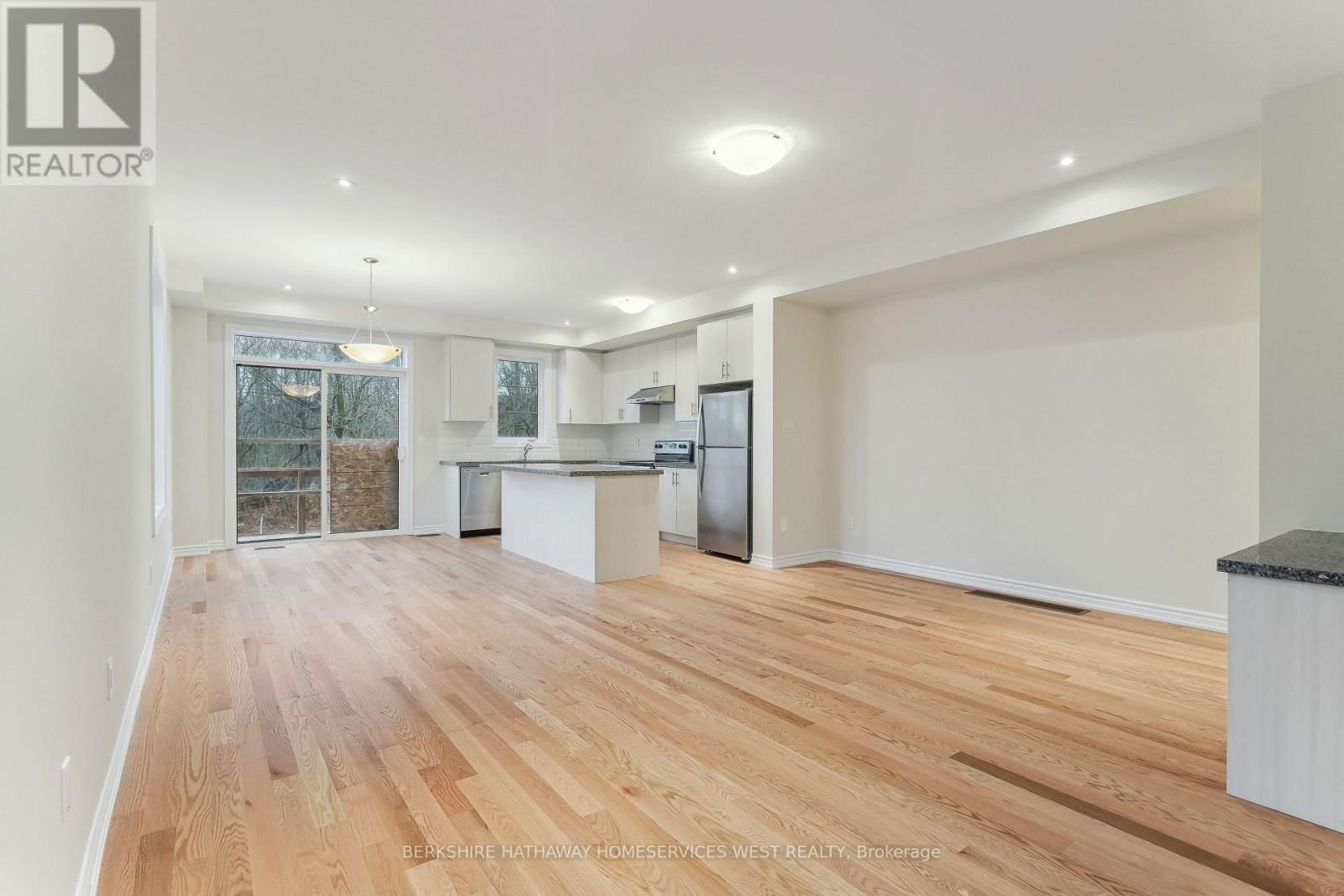 2090 ELLERSTON COMMON Image 7