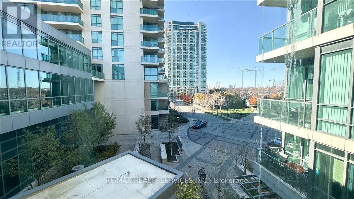 1810 - 215 SHERWAY GARDENS ROAD Image 39