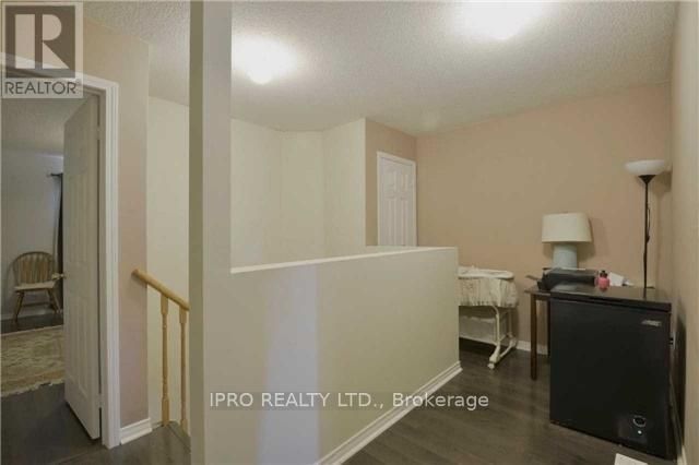 310 BLACK DRIVE Image 10