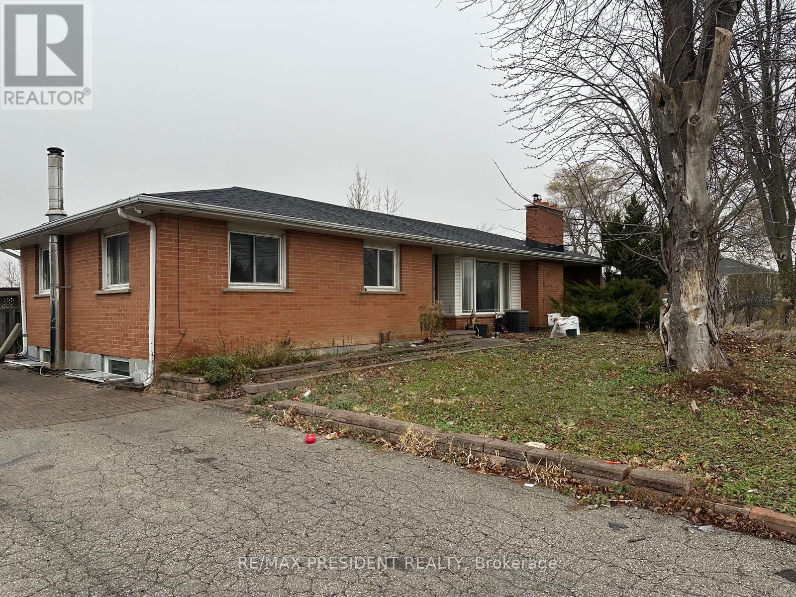 14849 STEELES AVENUE W Image 2