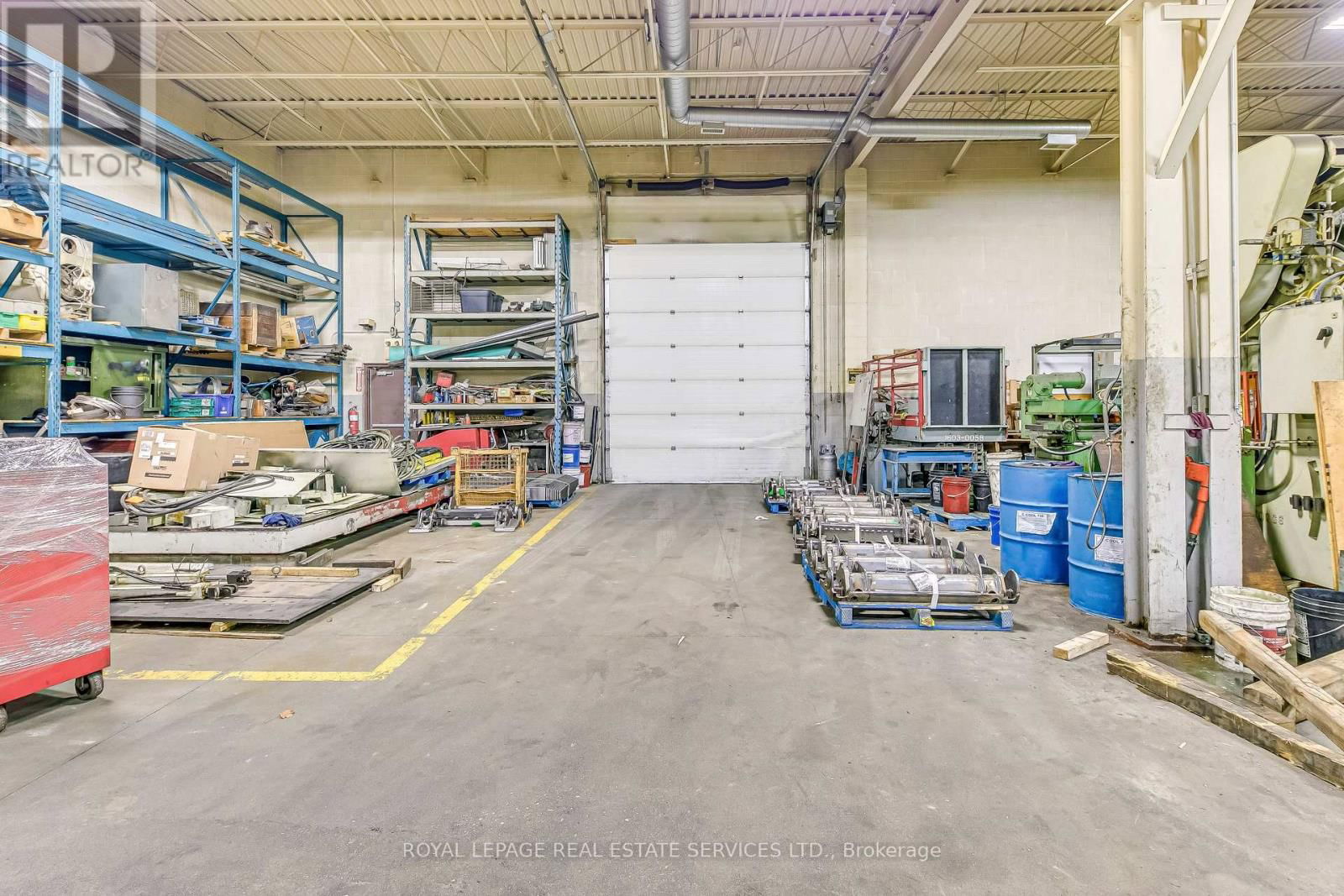 7825 TRANMERE DRIVE Image 18