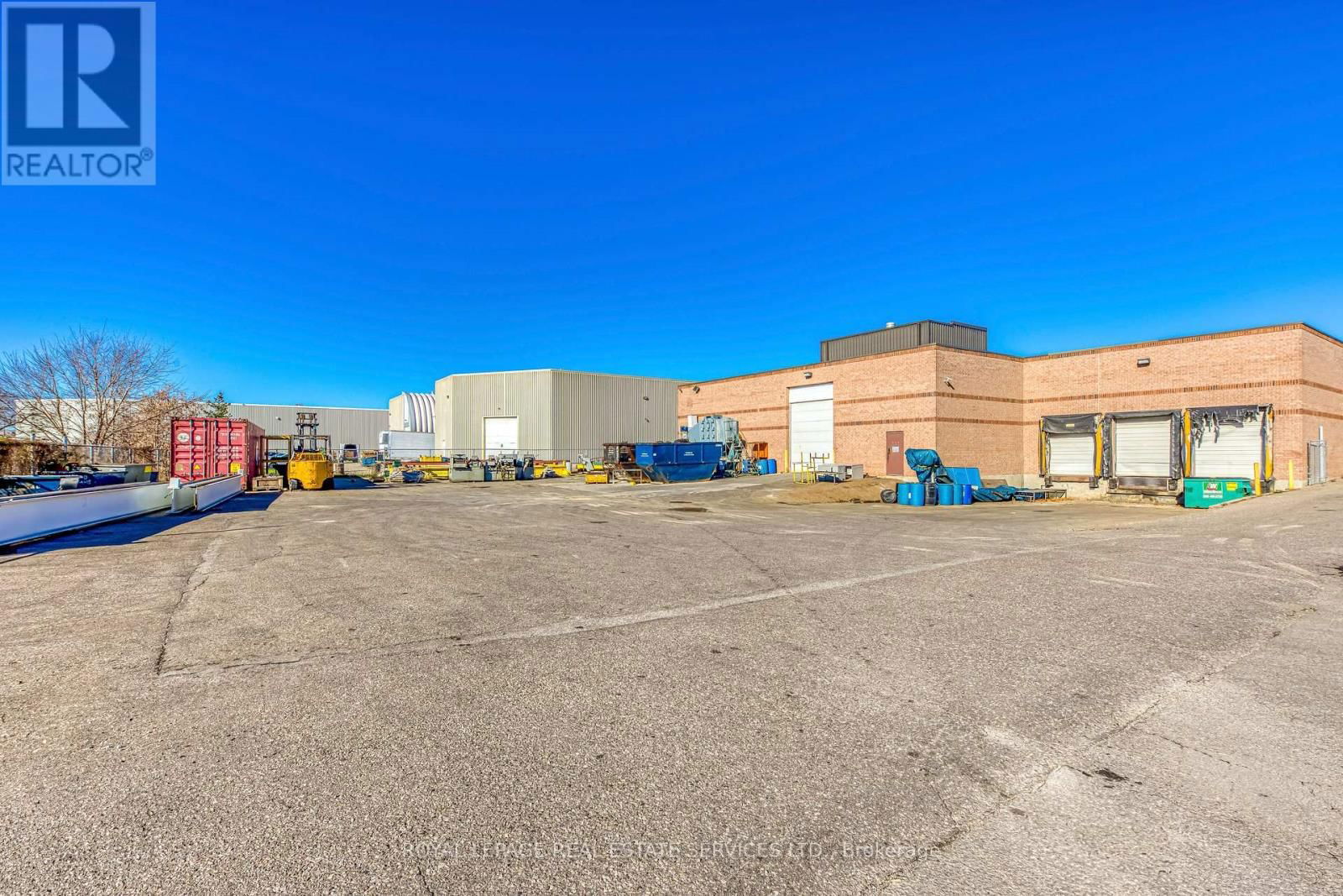 7825 TRANMERE DRIVE Image 22