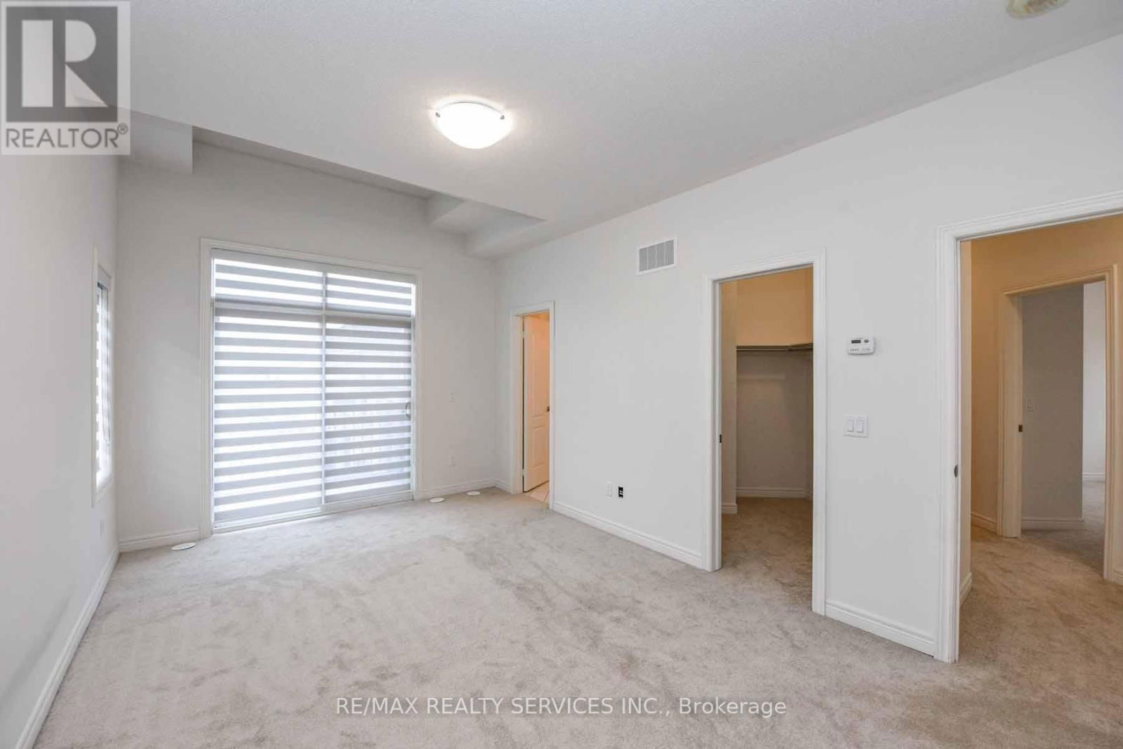 3007 MAX KHAN BOULEVARD Image 36