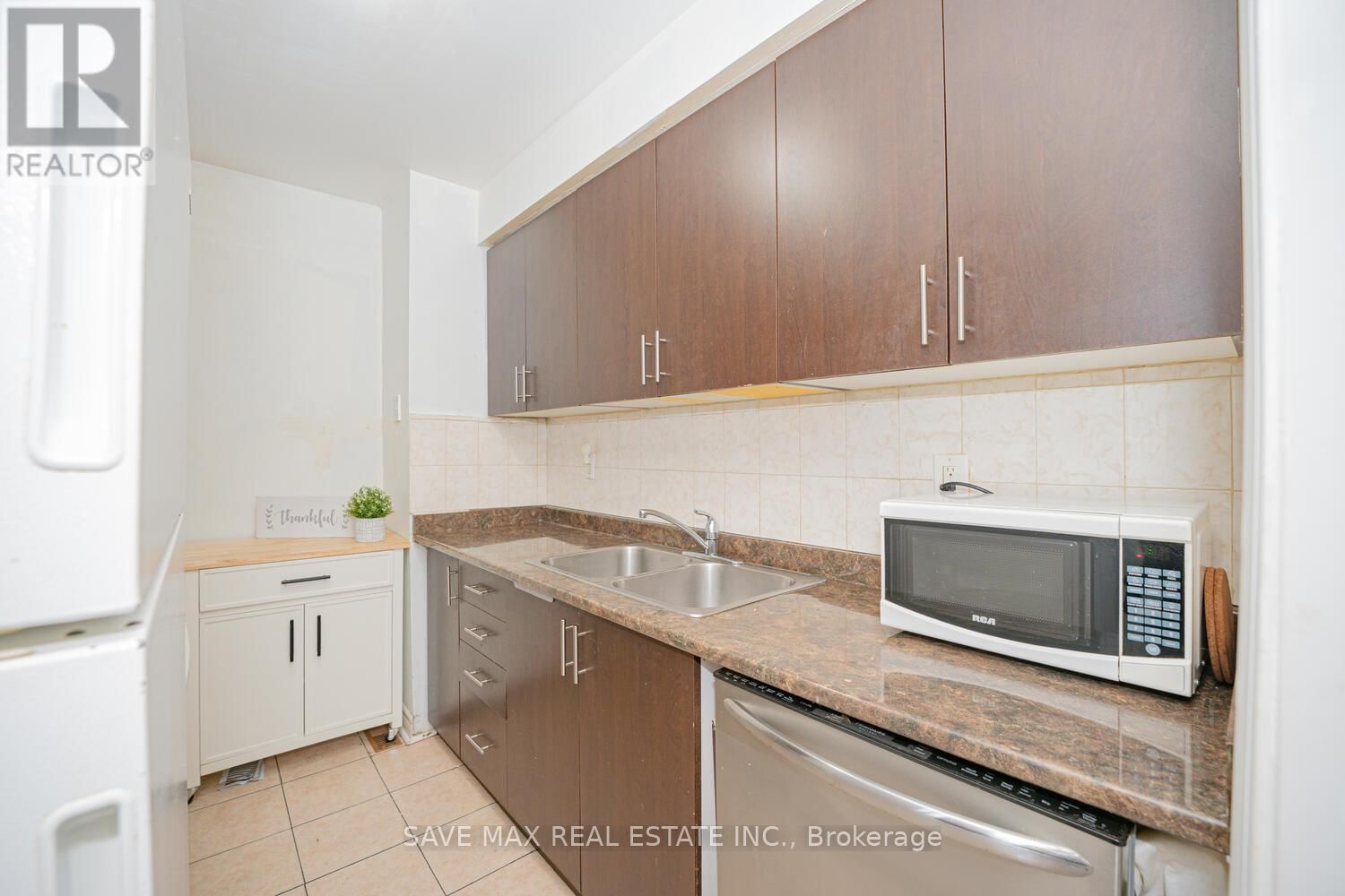 31 - 400 MISSISSAUGA VALLEY BOULEVARD Image 11