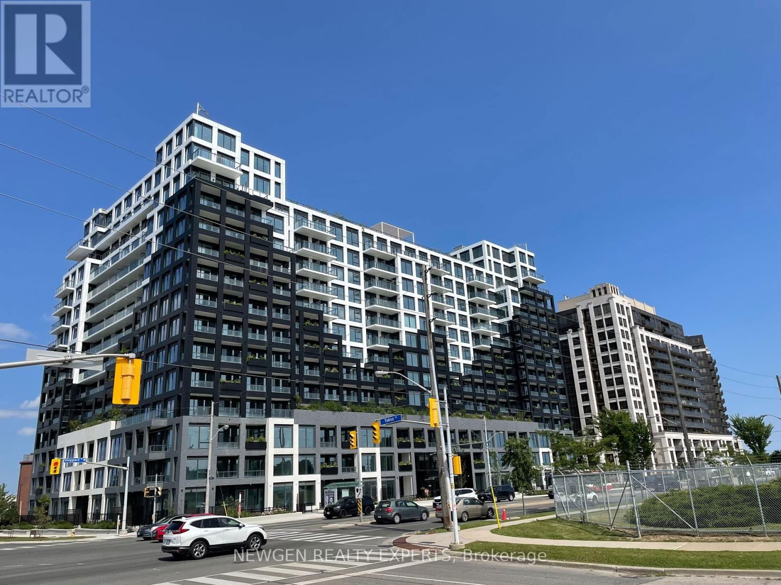 1537 - 1100 SHEPPARD AVENUE W Image 1