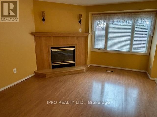 74 - 2275 CREDIT VALLEY ROAD Image 3