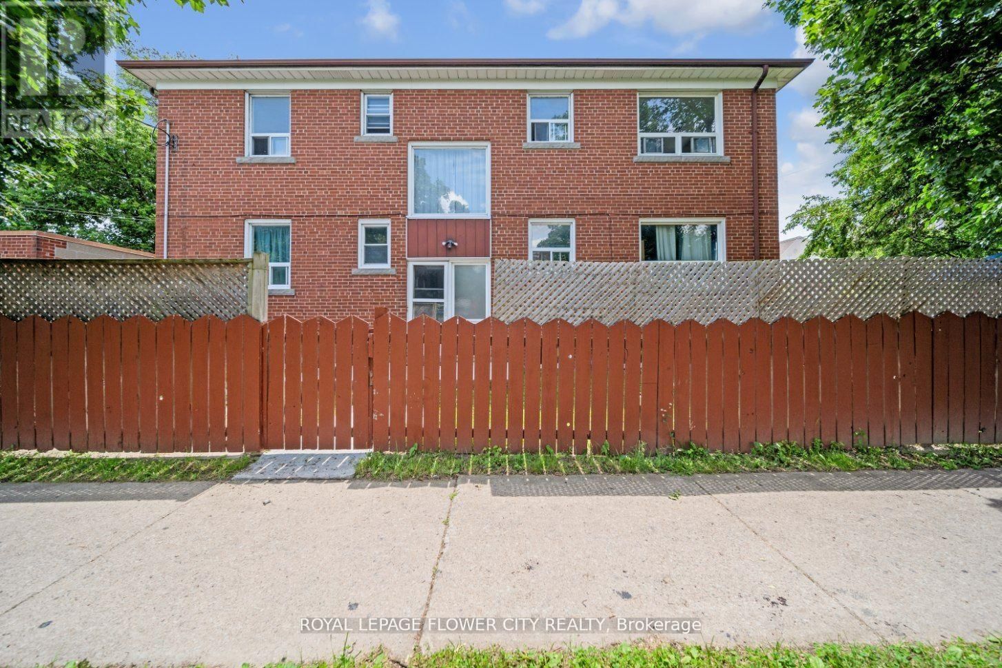 33 MORGAN AVENUE Image 7