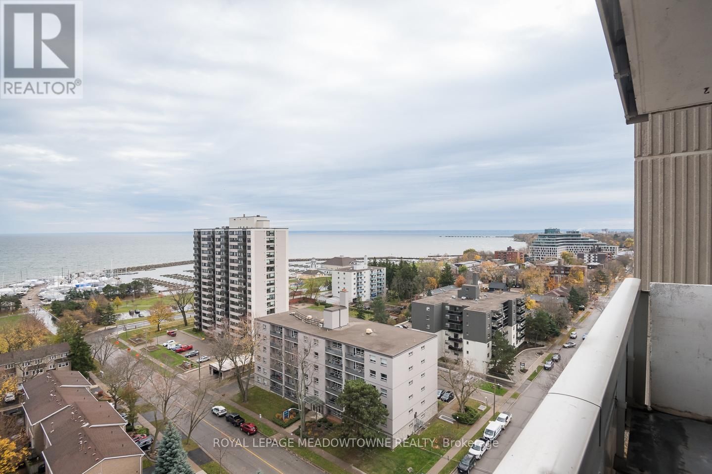 1607 - 2263 MARINE DRIVE Image 1