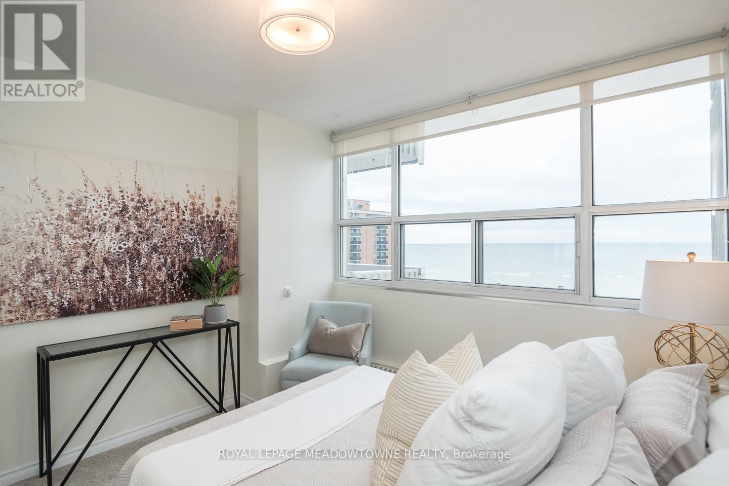 1607 - 2263 MARINE DRIVE Image 13