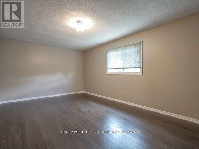 1575 SIR MONTY'S DRIVE Image 15