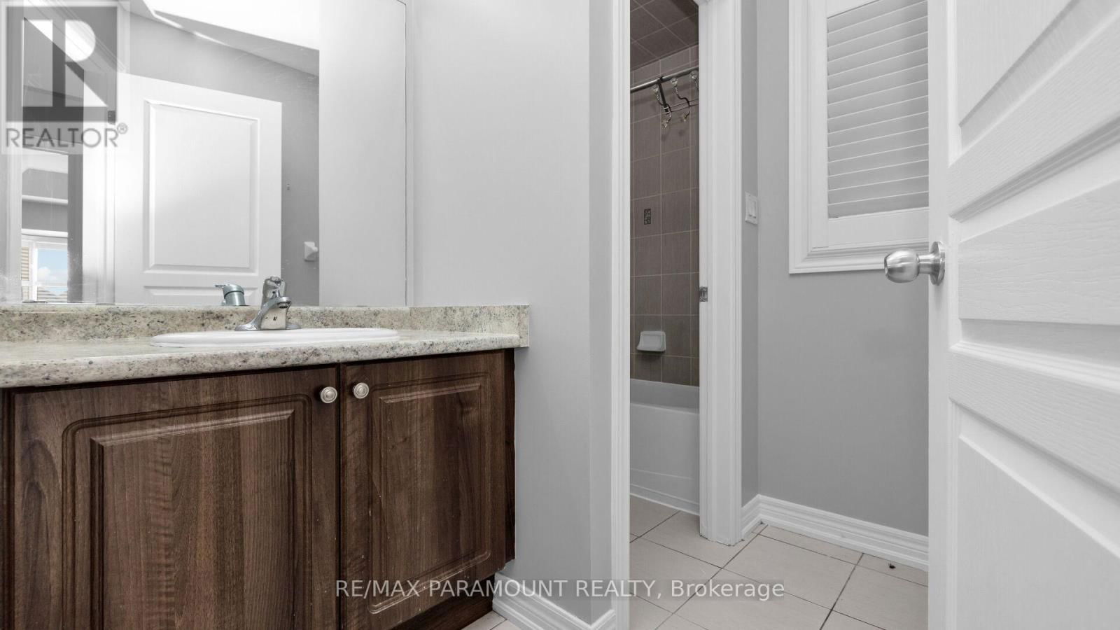 # UPPER - 102 ALLEGRO DRIVE Image 31