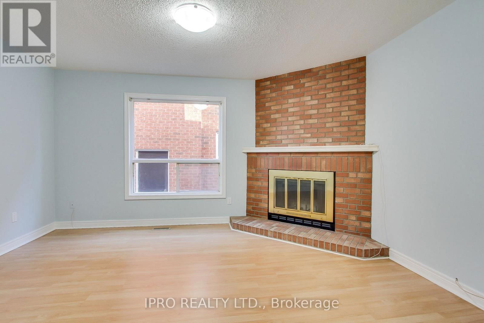 5874 CHORLEY PLACE Image 35