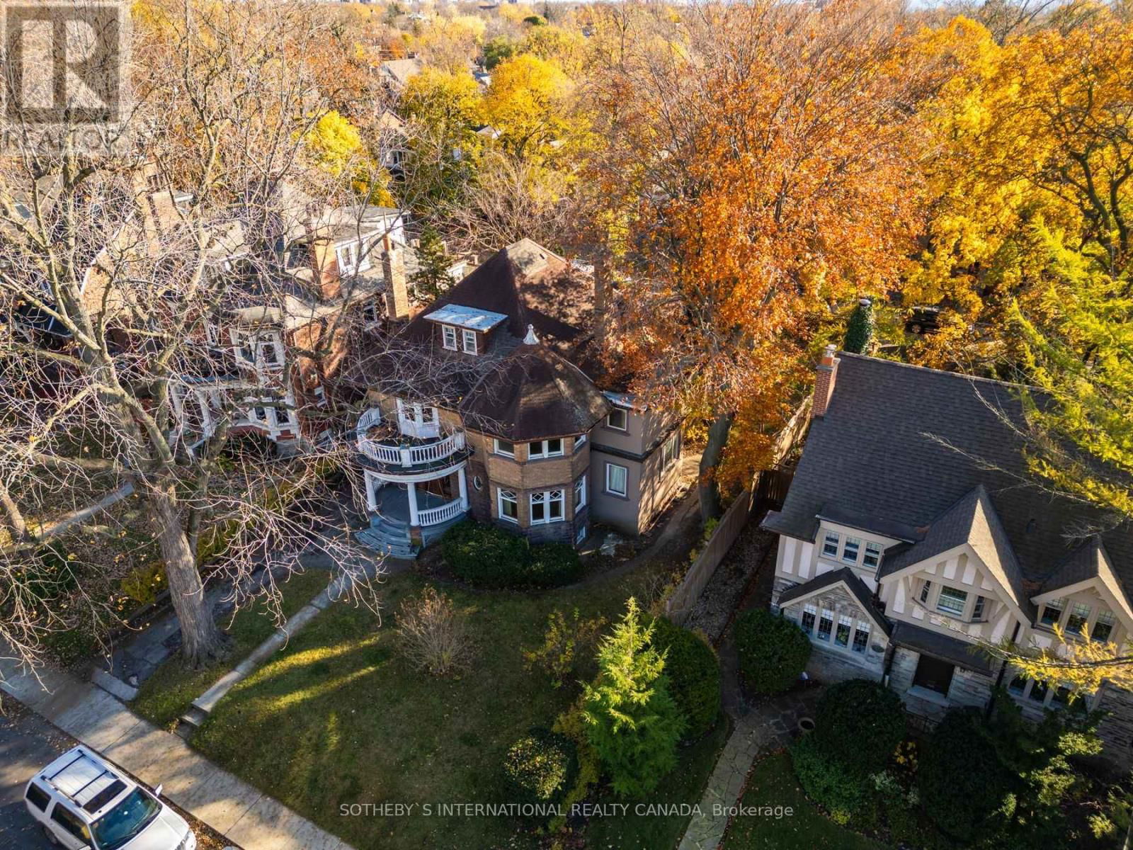 17 HIGH PARK GARDENS Image 35