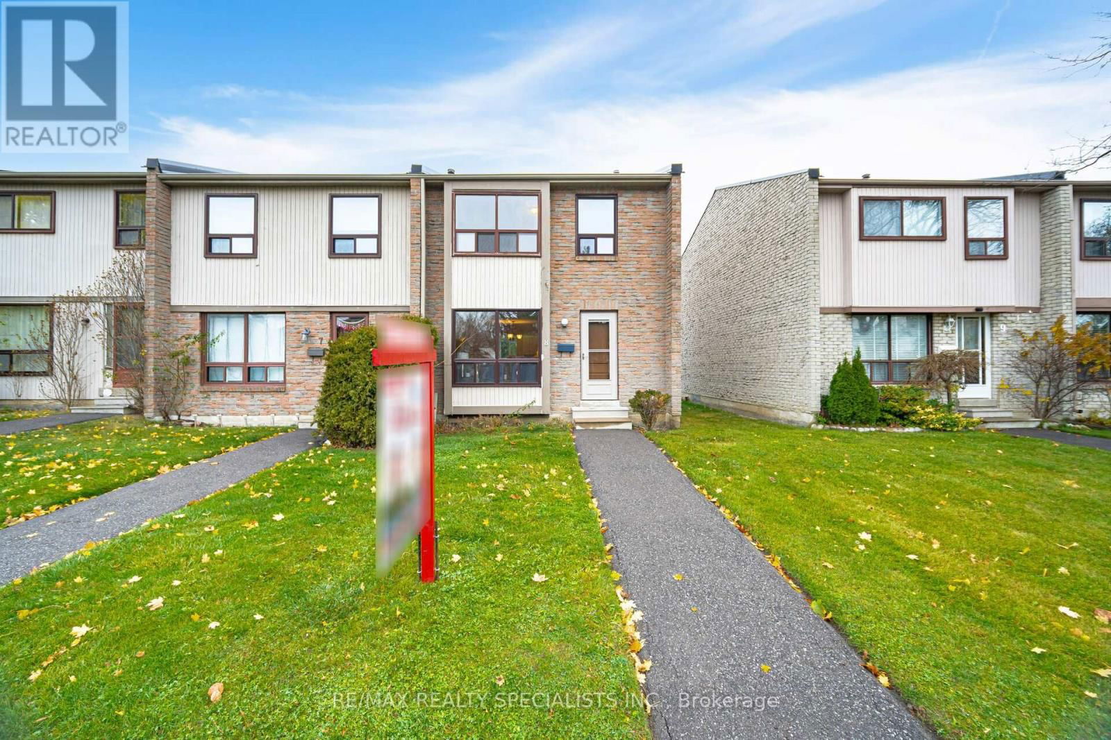 8 - 8 GUILDFORD CRESCENT Image 2