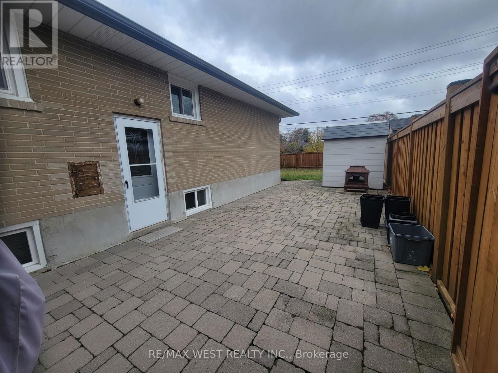 17 AIKENHEAD ROAD Image 18