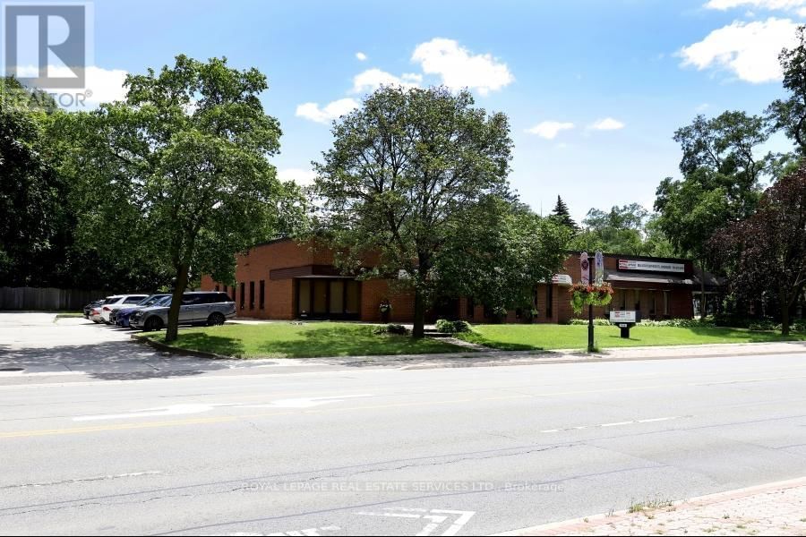 1654 LAKESHORE ROAD WEST Image 7