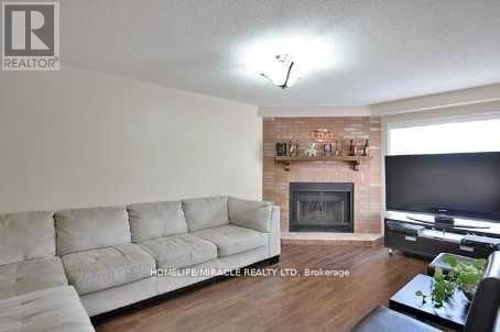 3035 DALEHURST DRIVE Image 4