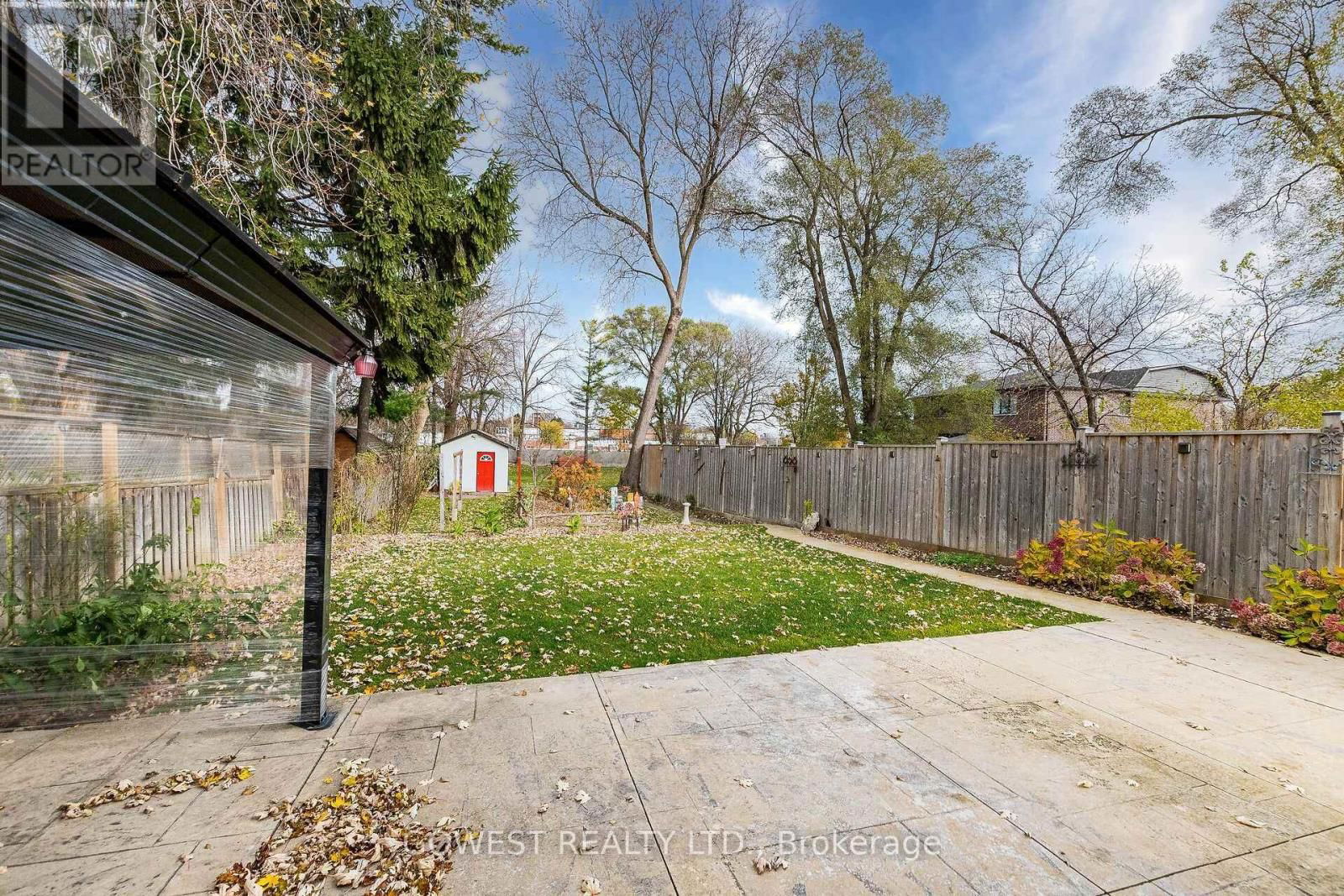 1411 ALEXANDRA AVENUE Image 32